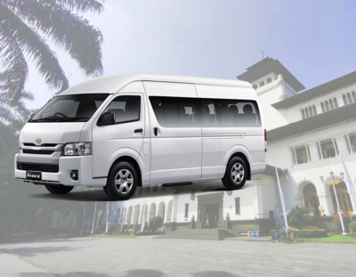 aleena hiace commuter